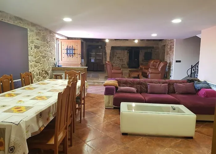 Vibesmuxia -casa Rural Corredoira Tatil Evi